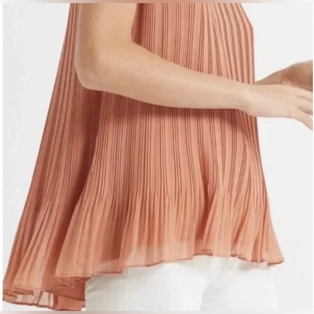 NWT Club Monaco Pleated Swing Top - Picture 2 of 5